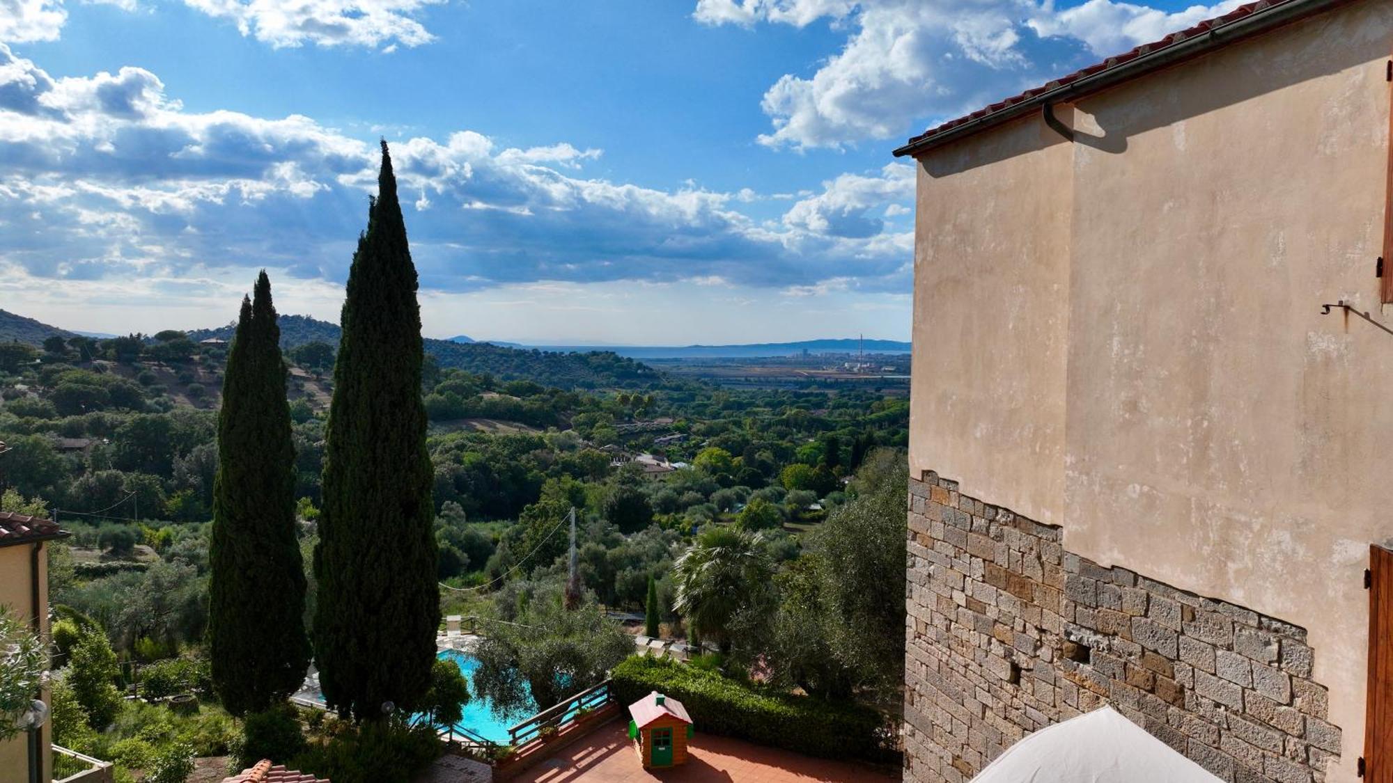 Madonna Del Poggio Cav Aparthotel Scarlino Exteriör bild