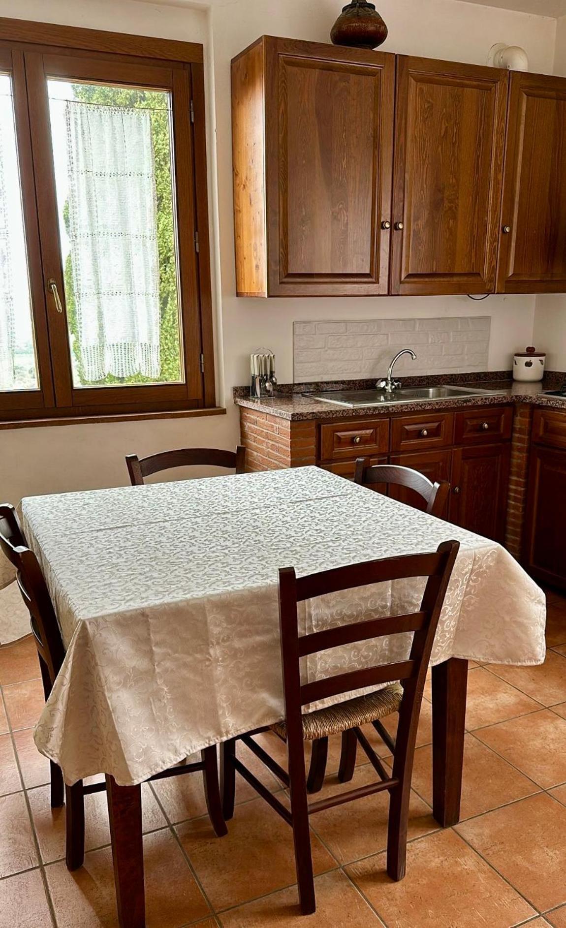 Madonna Del Poggio Cav Aparthotel Scarlino Exteriör bild