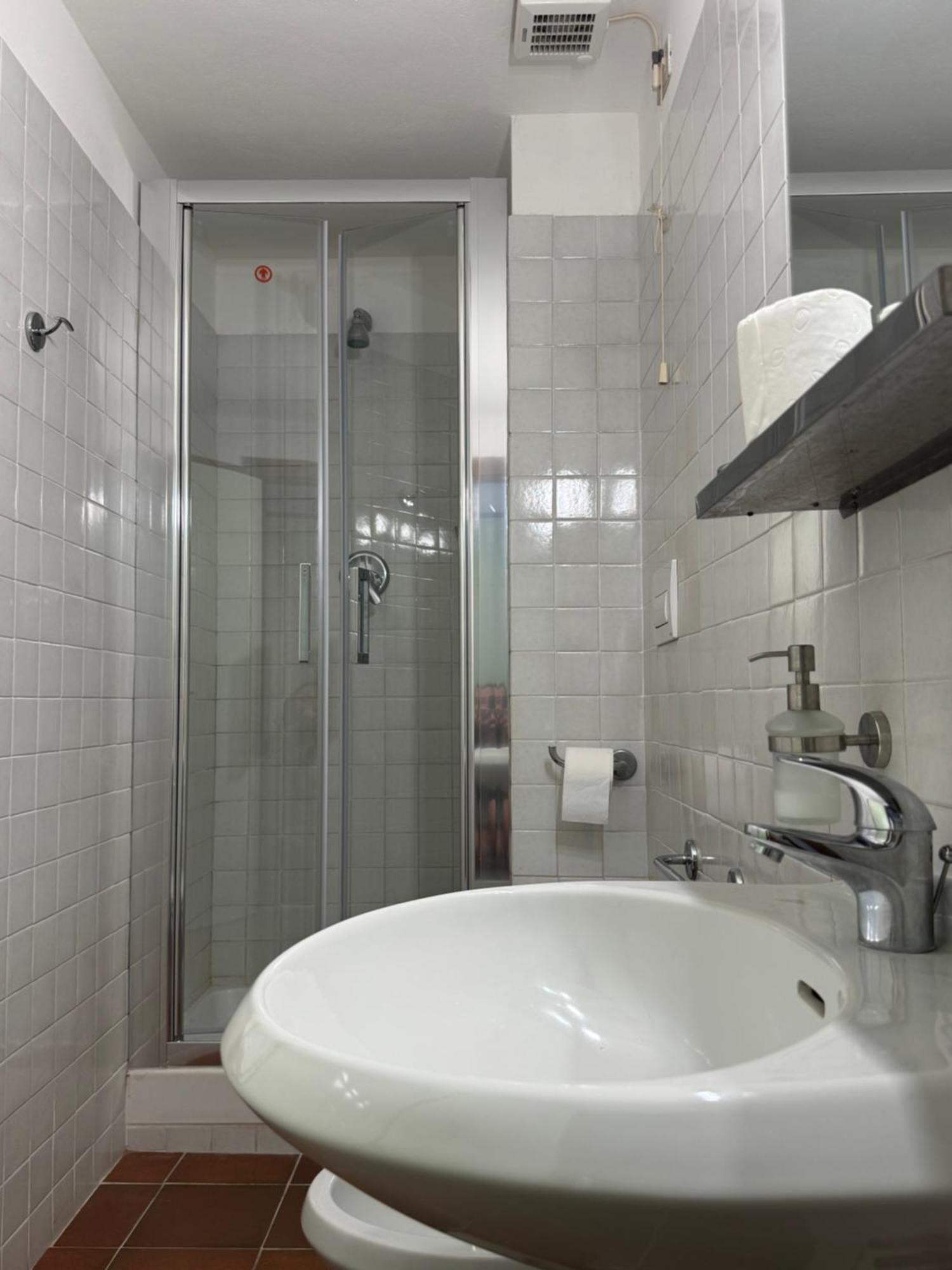 Madonna Del Poggio Cav Aparthotel Scarlino Exteriör bild